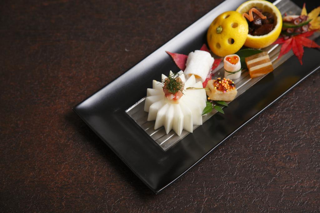 Amane Resort Seikai Beppu Extérieur photo A selection of Thai desserts